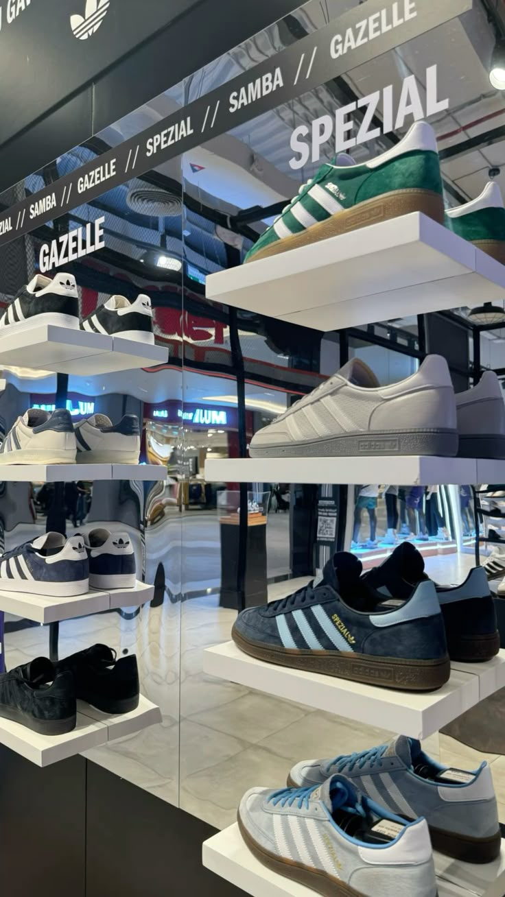 HORMA DE ZAPATILLAS (TIENDA)