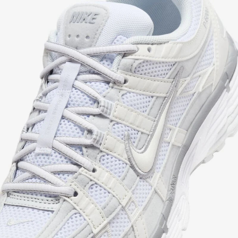 NIKE P6000