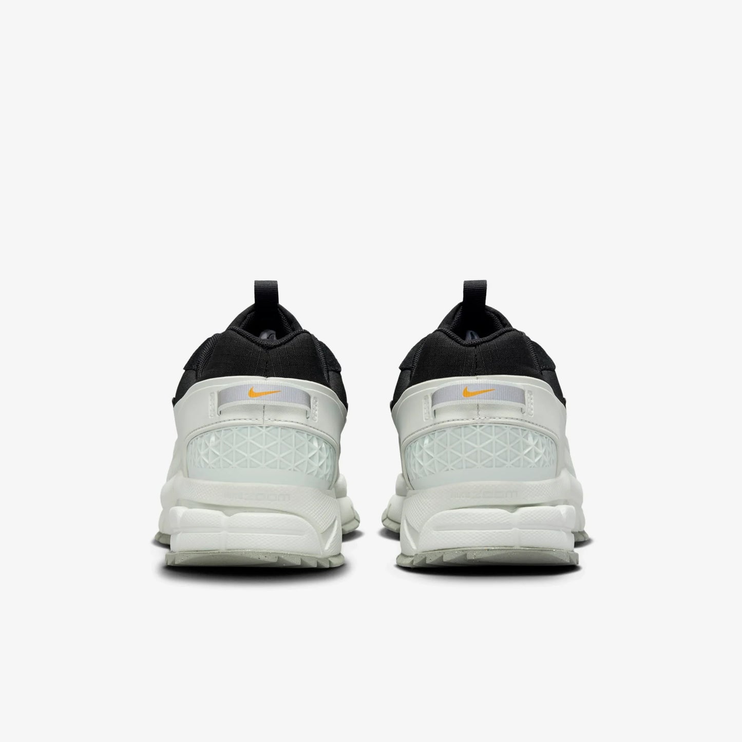 NIKE ZOOM ROAM VOMERO 5