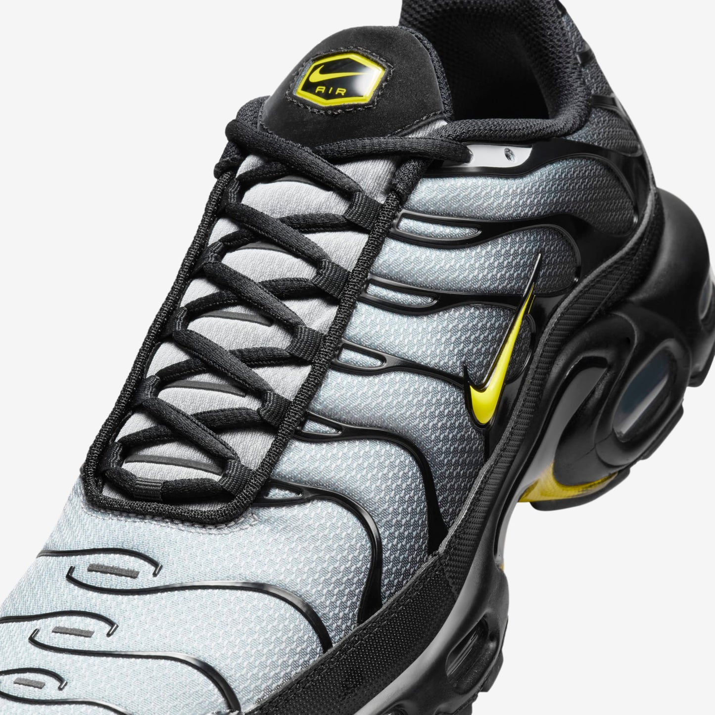 NIKE AIR MAX TN 2025
