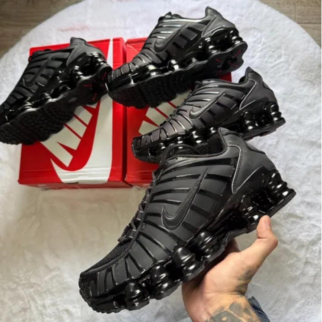 NIKE SHOX CAMALEON
