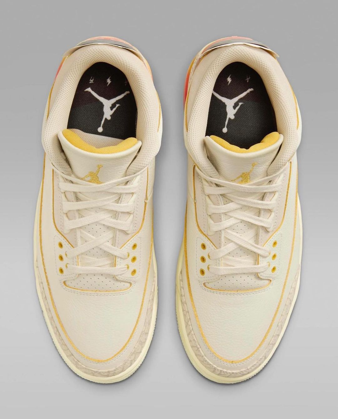JORDAN 3 RETRO x J BALVIN "PK"