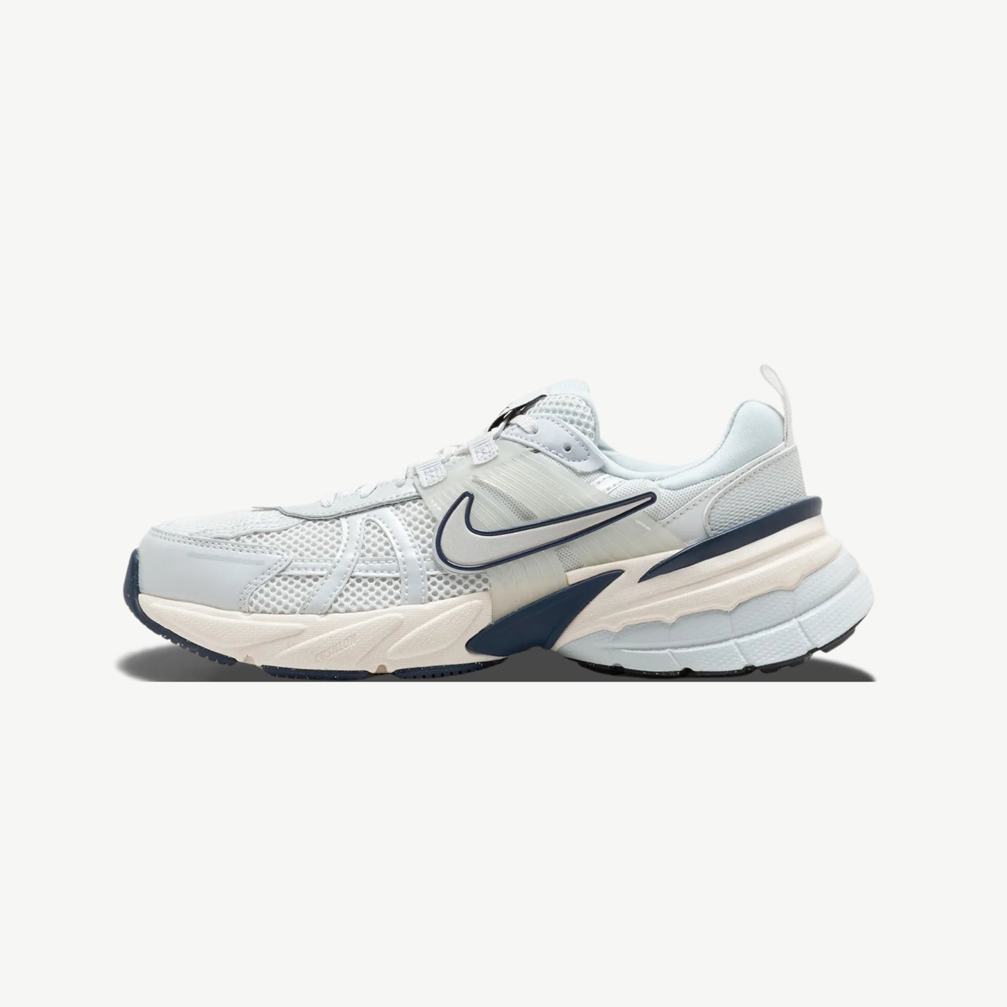 NIKE V2K RUN
