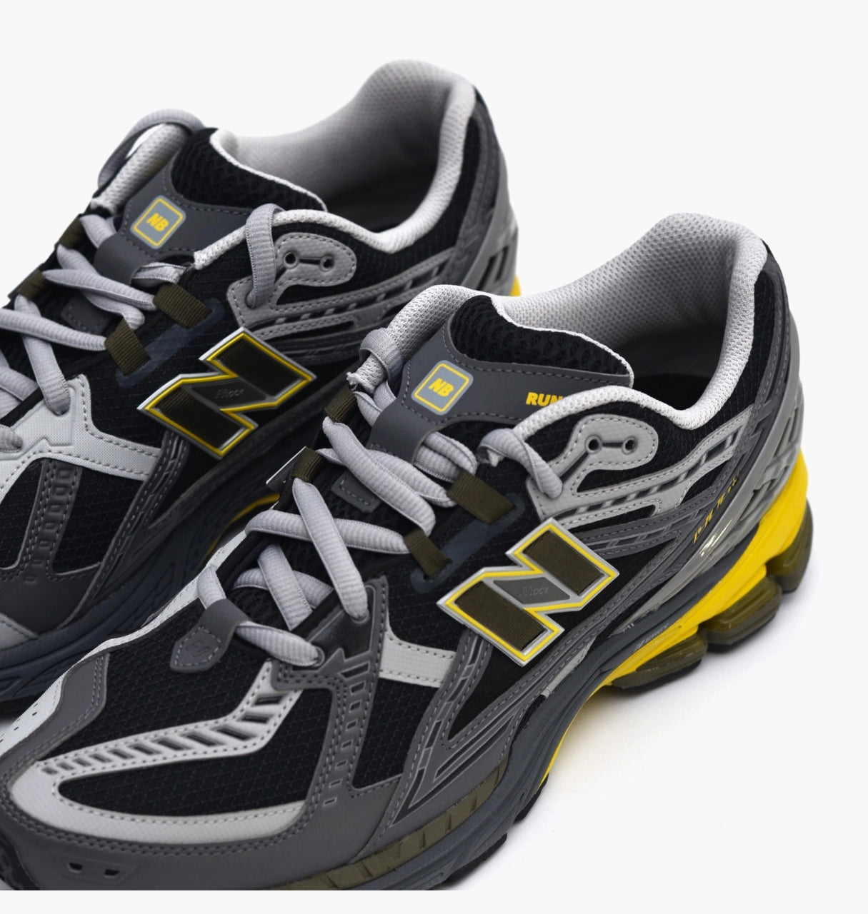NEW BALANCE 1906
