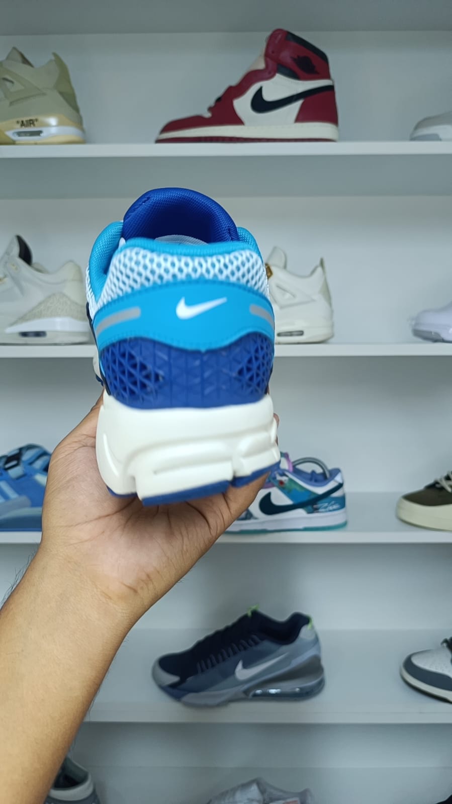 NIKE VOMERO 5 BLUE