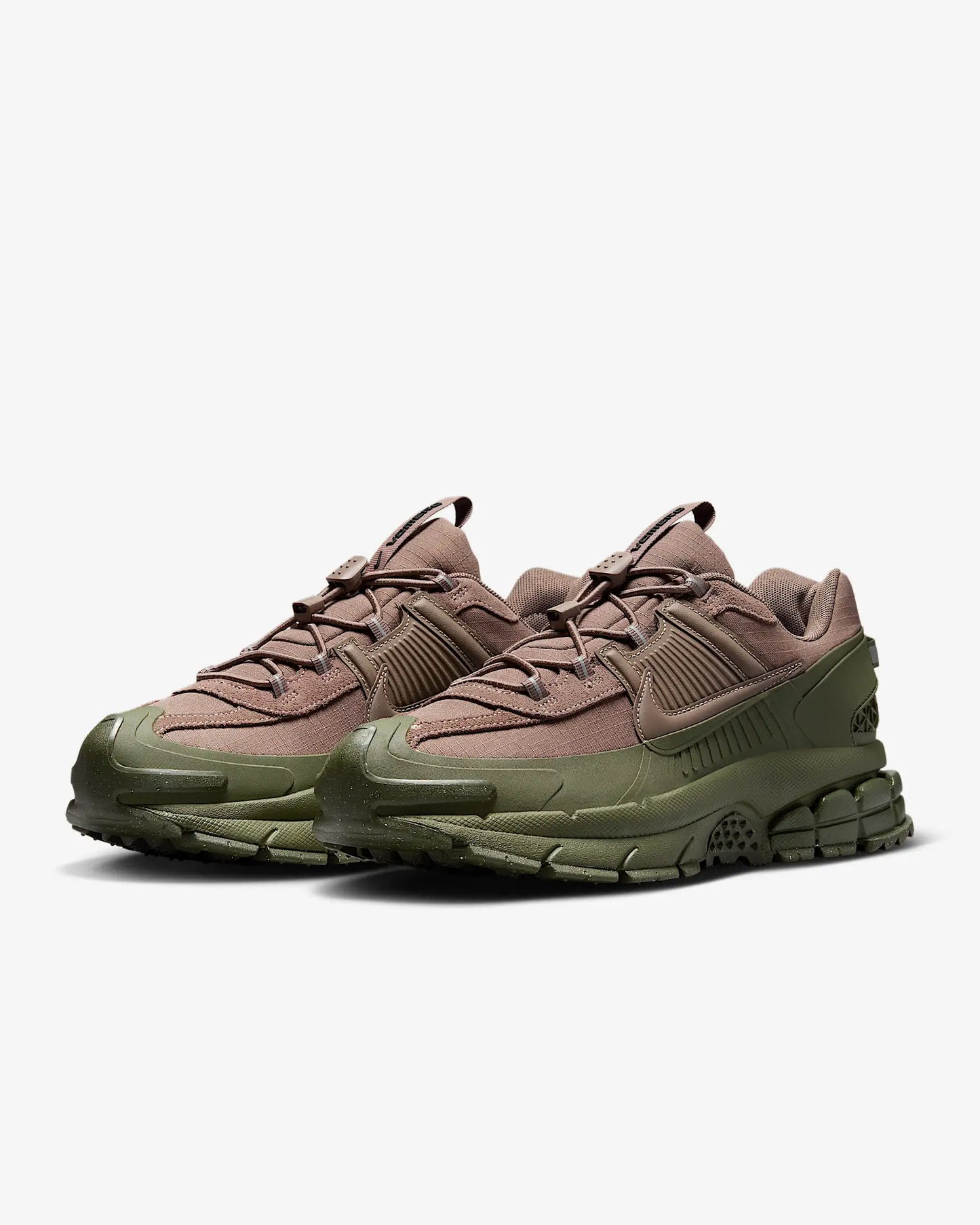 NIKE ZOOM ROAM VOMERO 5