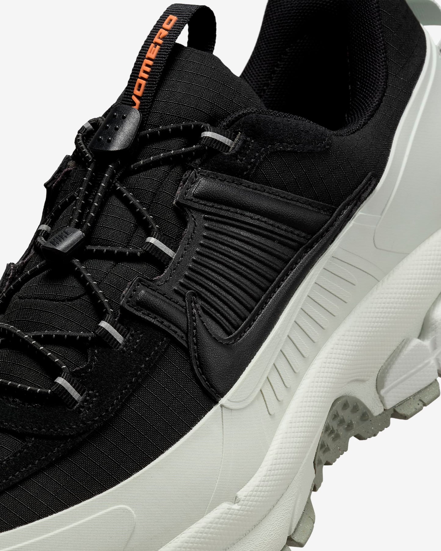 NIKE ZOOM ROAM VOMERO 5