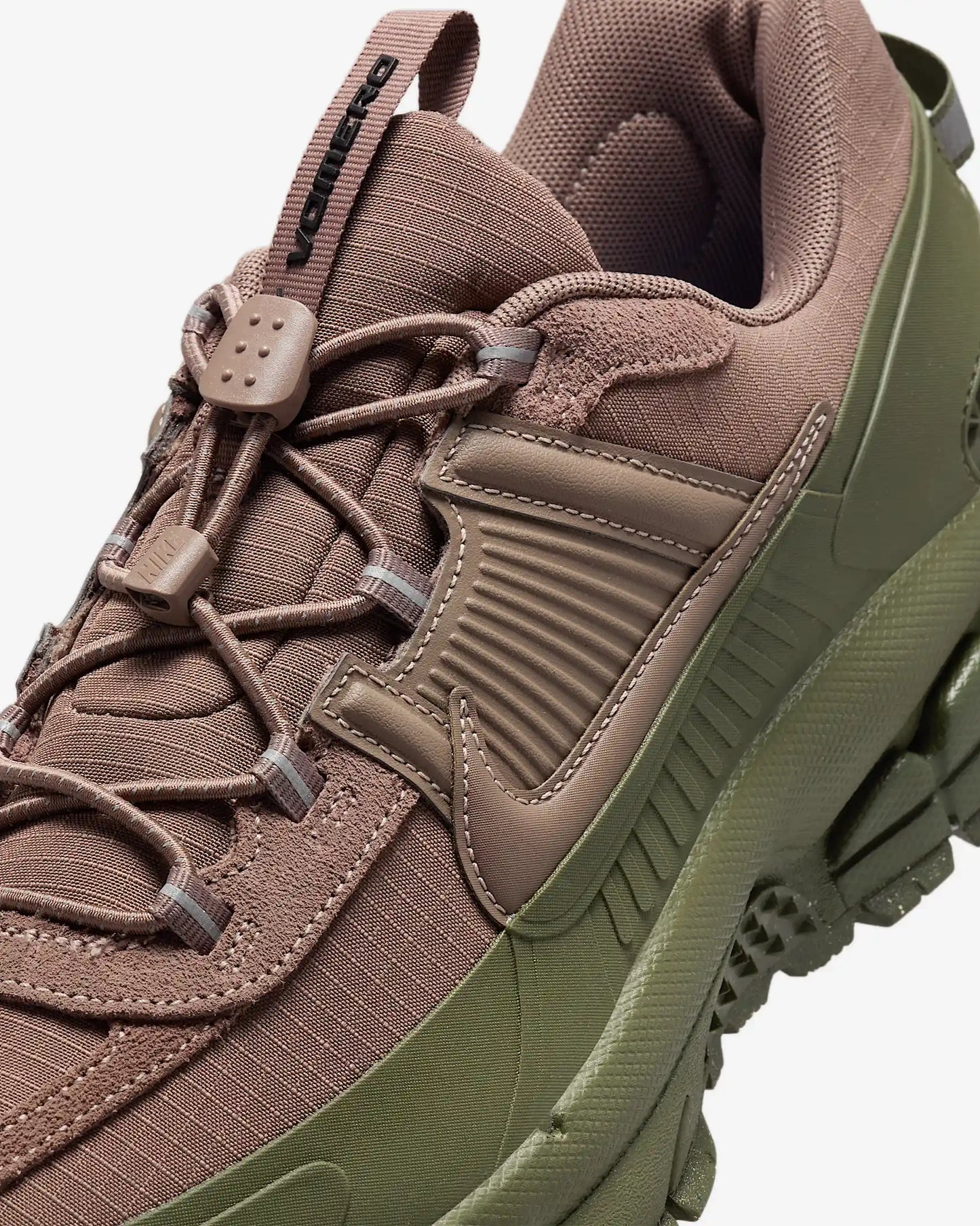 NIKE ZOOM ROAM VOMERO 5