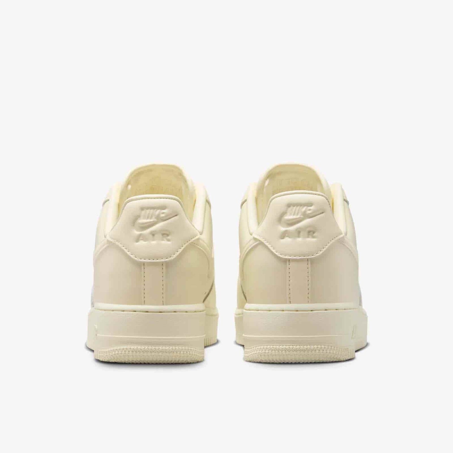 NIKE AIR FORCE 1 FRESH