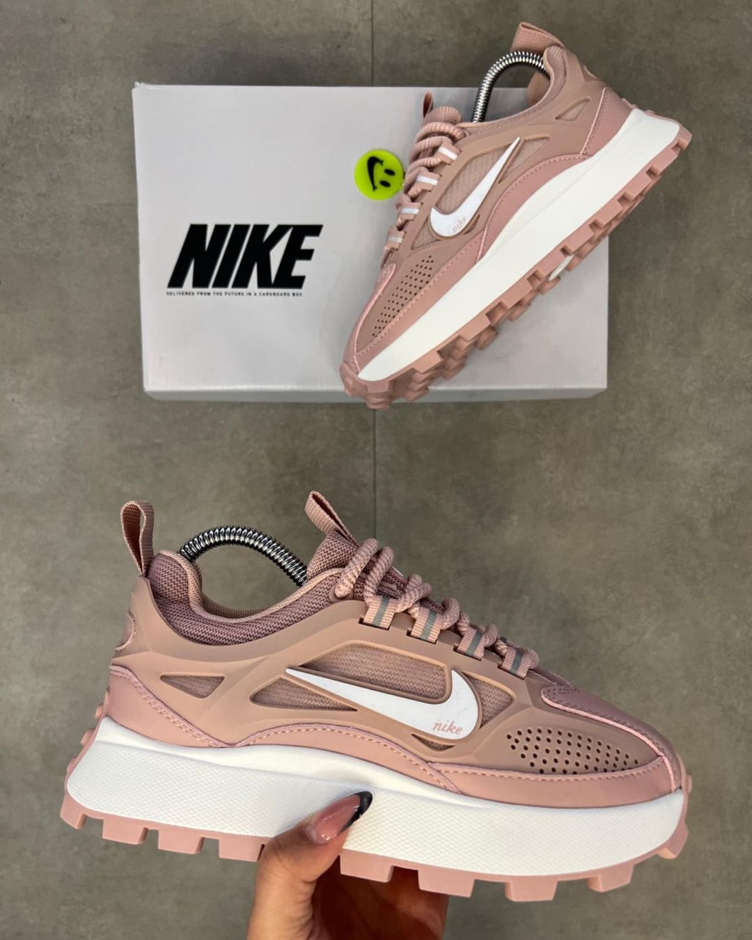 NIKE BAILLELI "WOMENS"