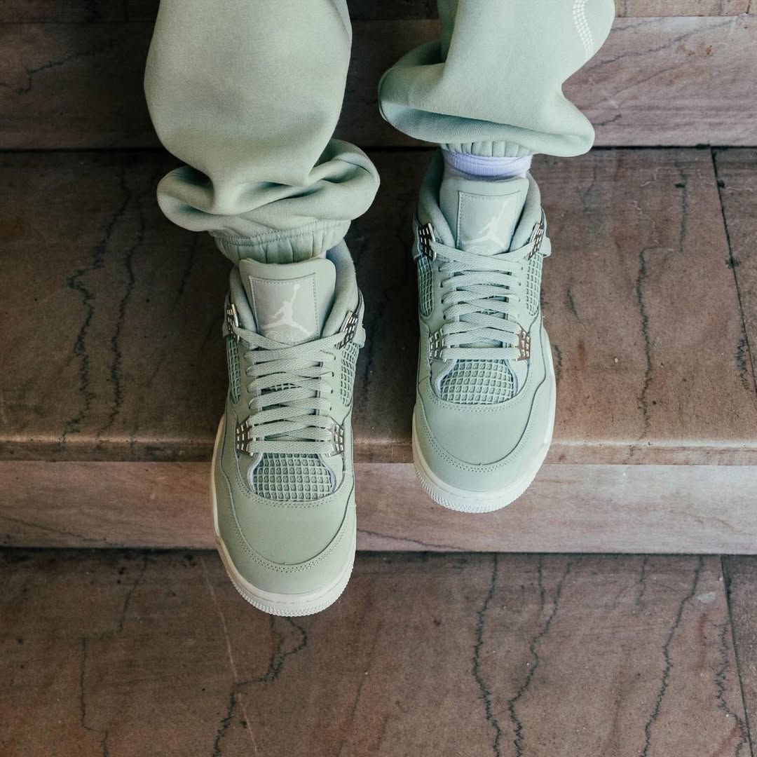 AIR JORDAN 4 RETRO "ABUNDANCE" PK