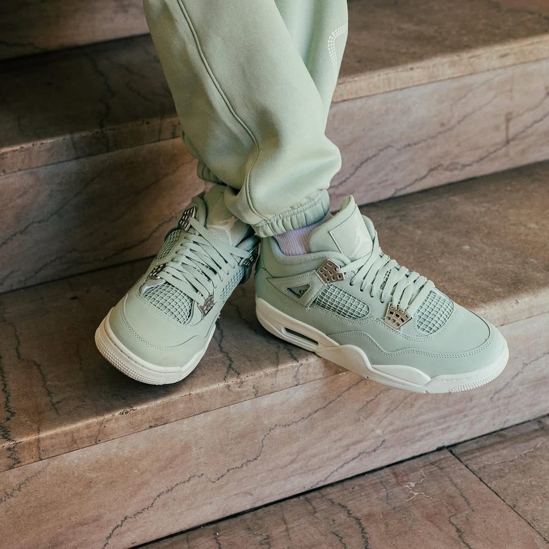 AIR JORDAN 4 RETRO "ABUNDANCE" PK