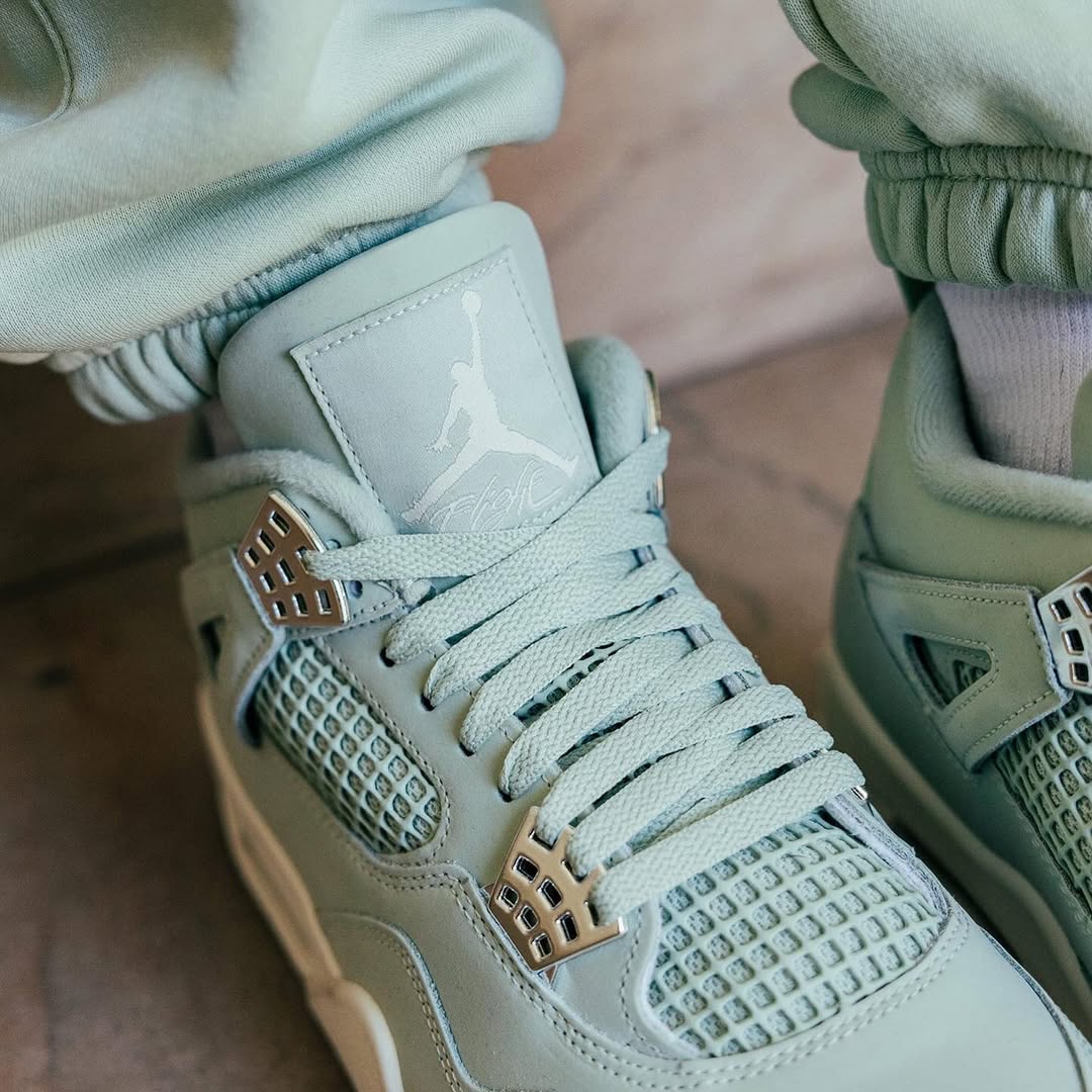 AIR JORDAN 4 RETRO "ABUNDANCE" PK