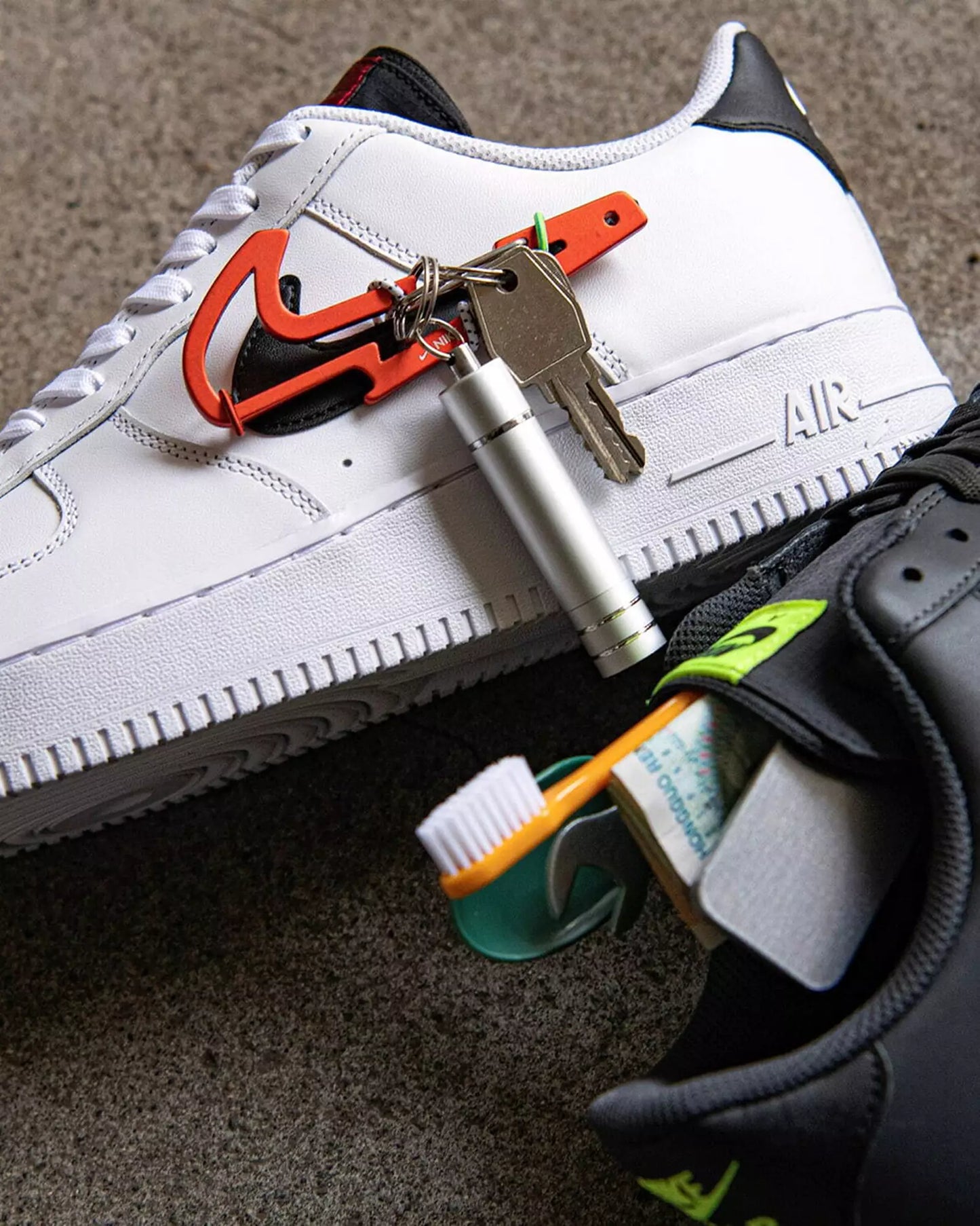 Nike air force 1 "Habanero red"