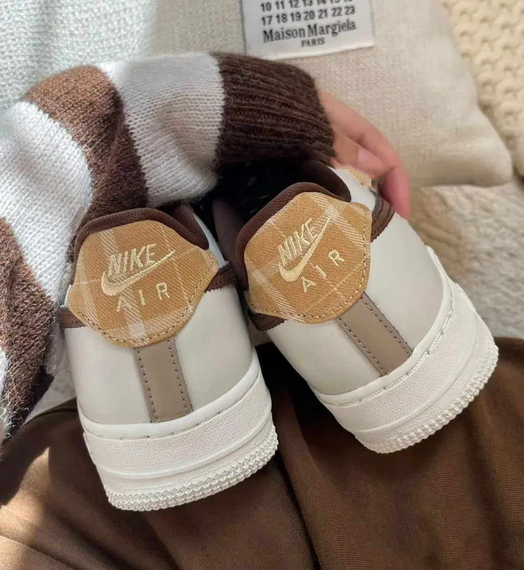 NIKE AIR FORCE 1 2025