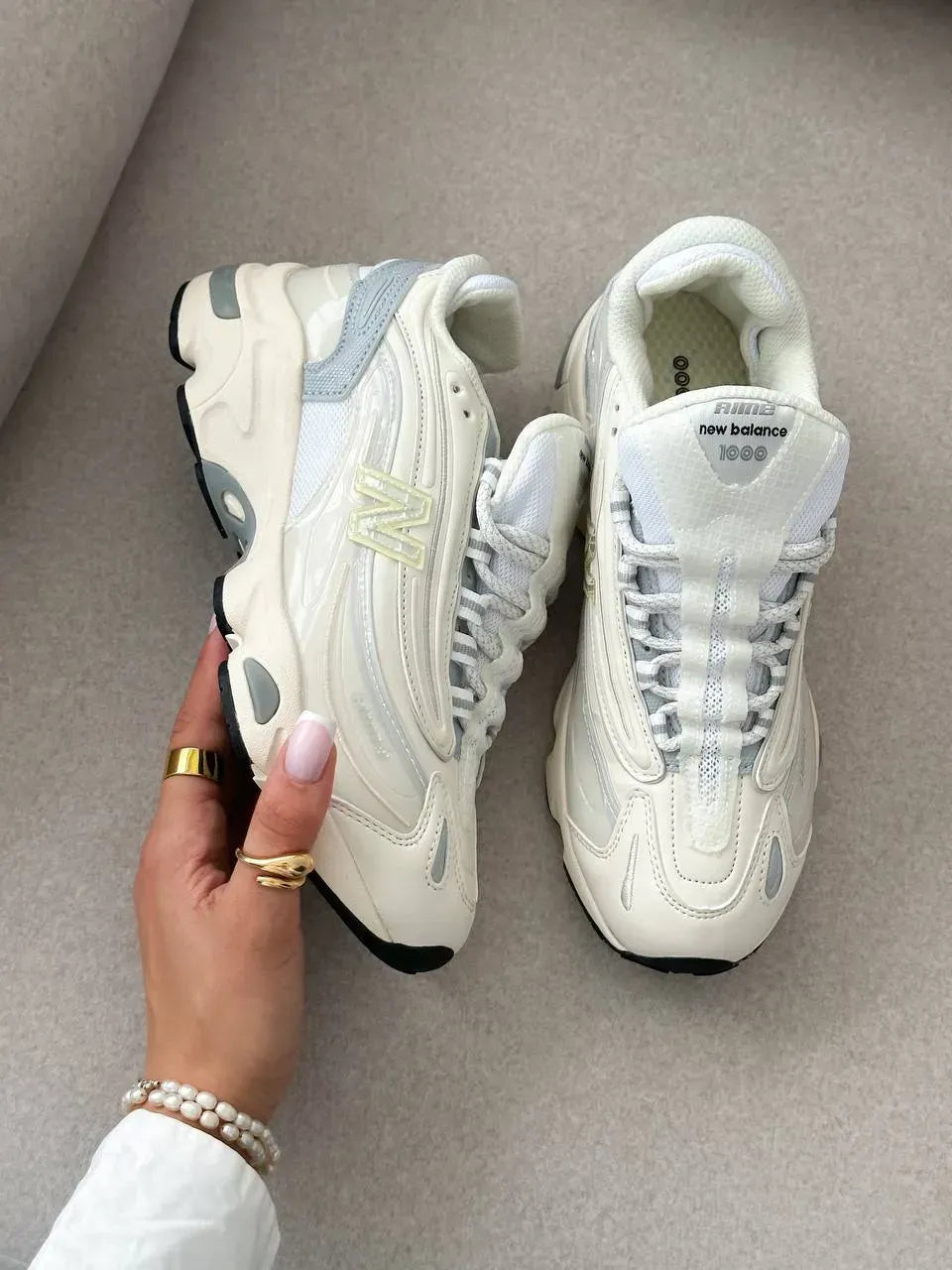 NEW BALANCE 1000
