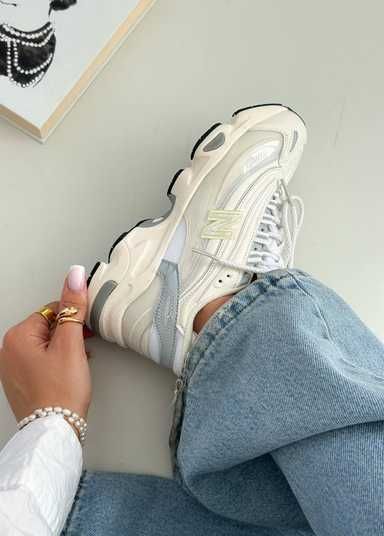 NEW BALANCE 1000