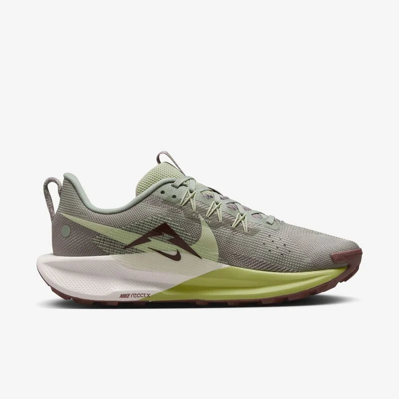 NIKE PEGASUS TRAIL 5