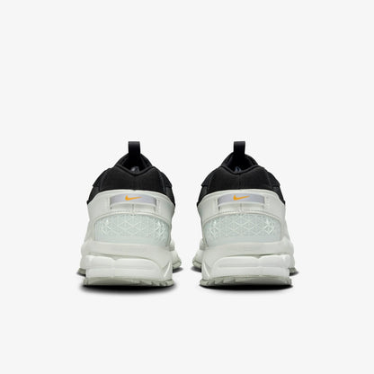 NIKE ZOOM ROAM VOMERO 5