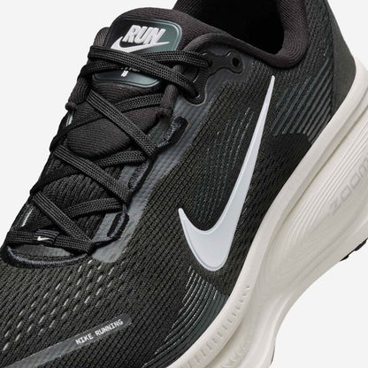 NIKE VOMERO 18