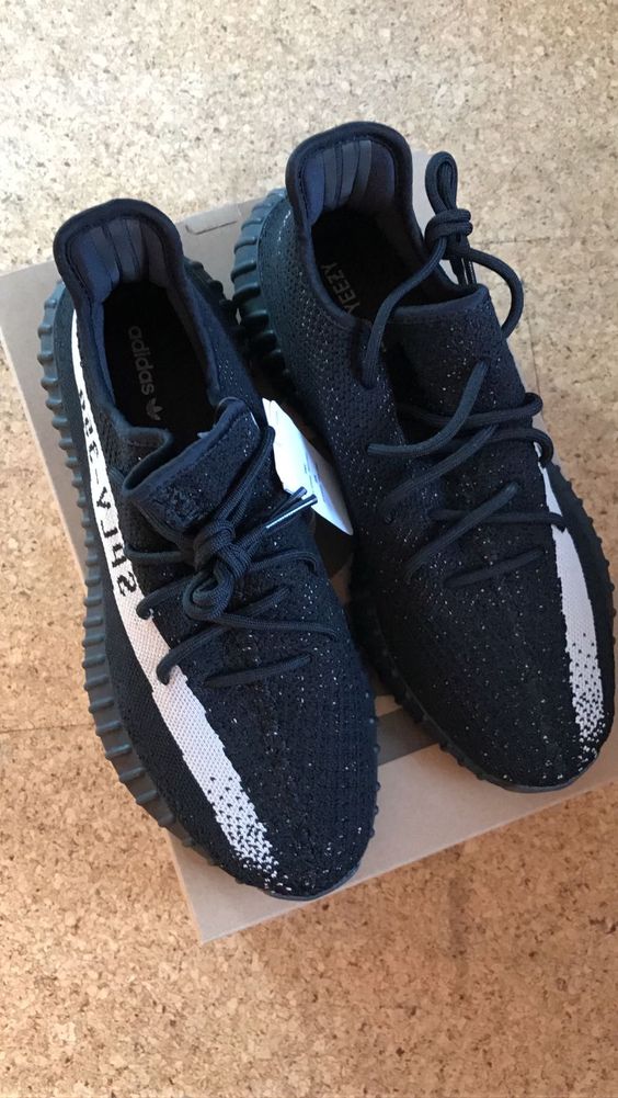 ADIDAS YEZZY 350 "OREO" G5