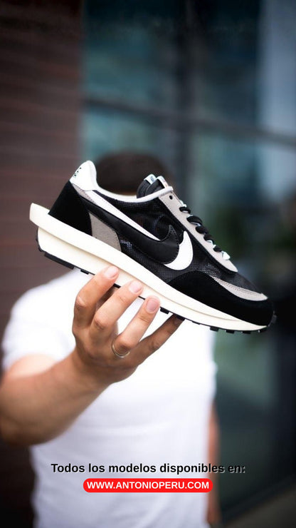 NIKE LD WAFLE SACAI