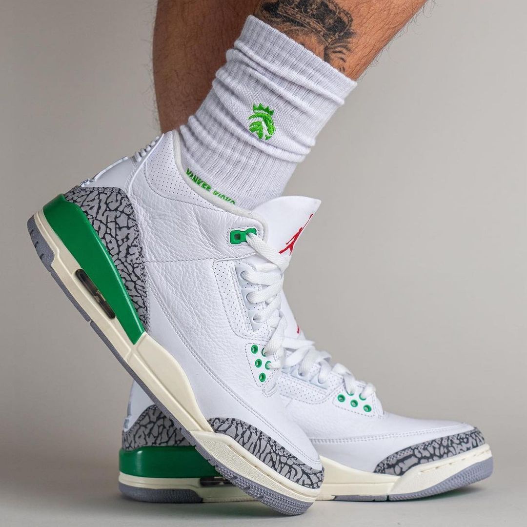 JORDAN 3 RETRO "LUCKY GREEN"