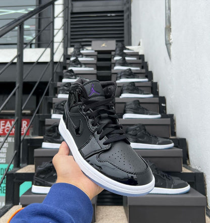 Jordan 1 Mid "Space Jam"