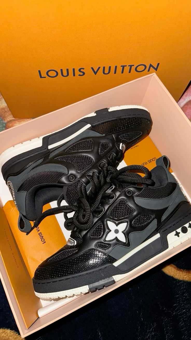 LOUIS VUITTON SKATE