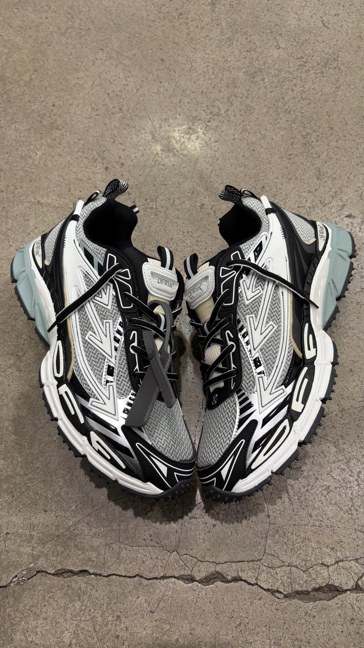 OFF WHITE "BE RIGHT BACK" PK