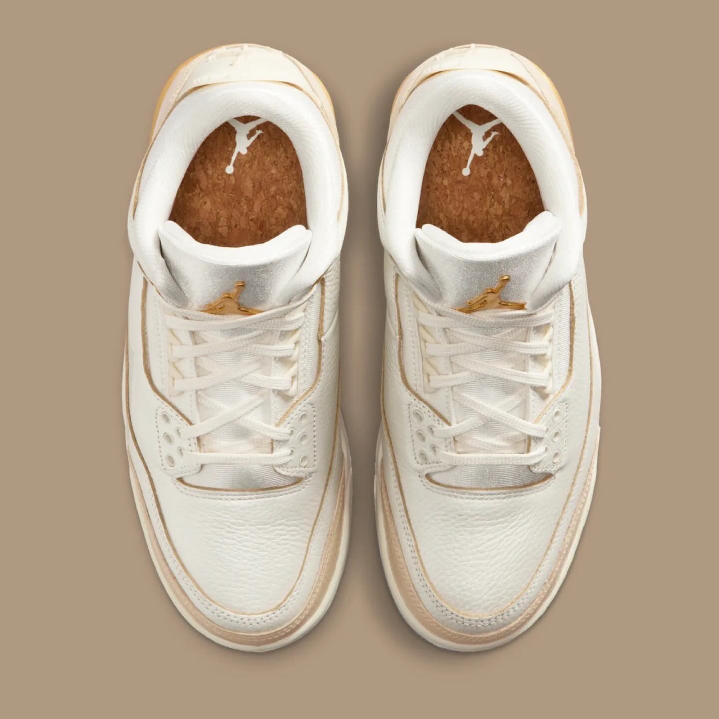 AIR JORDAN 3 RETRO SAIL AND PALE IVORY