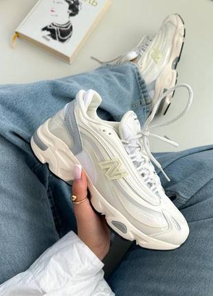NEW BALANCE 1000