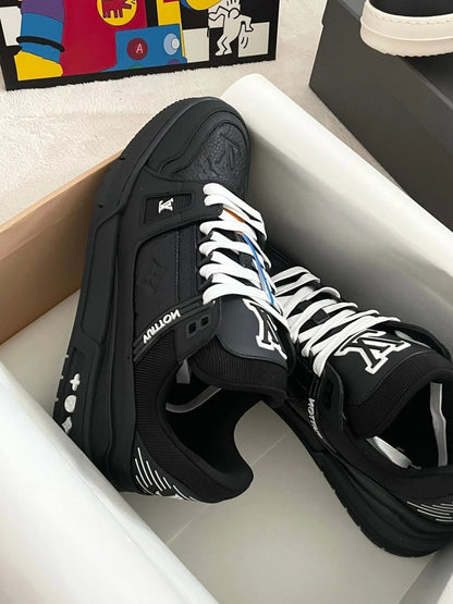 LOUIS VUITTON TRAINNERS "PK"