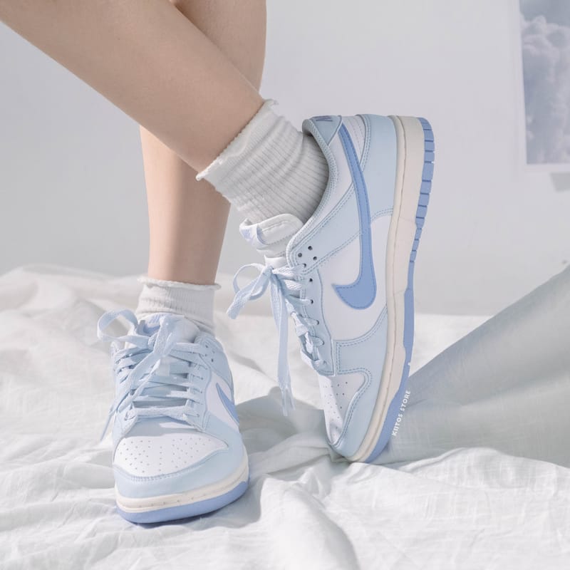 NIKE DUNK LOW "BLUE TINT"