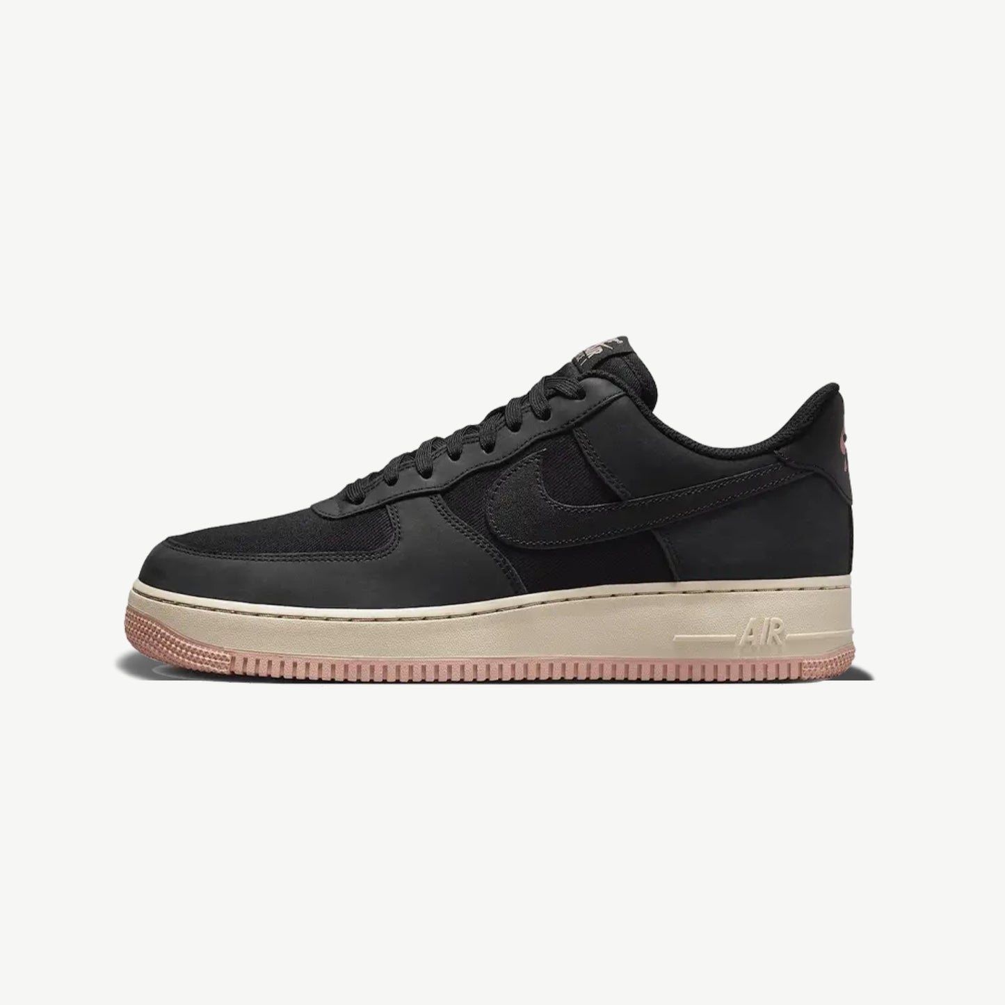 NIKE AIR FORCE 1 2025