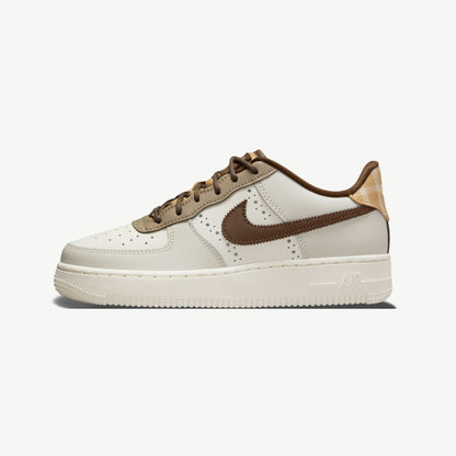NIKE AIR FORCE 1 2025