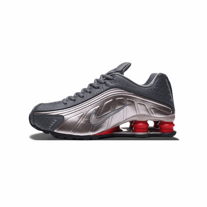 NIKE SHOX R4