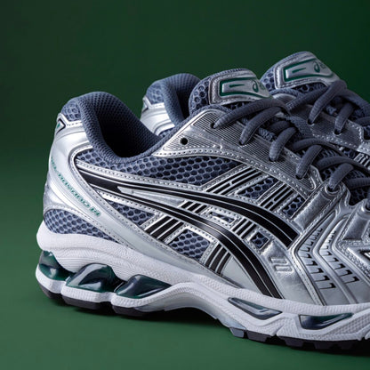 ASICS GEL KAYANO