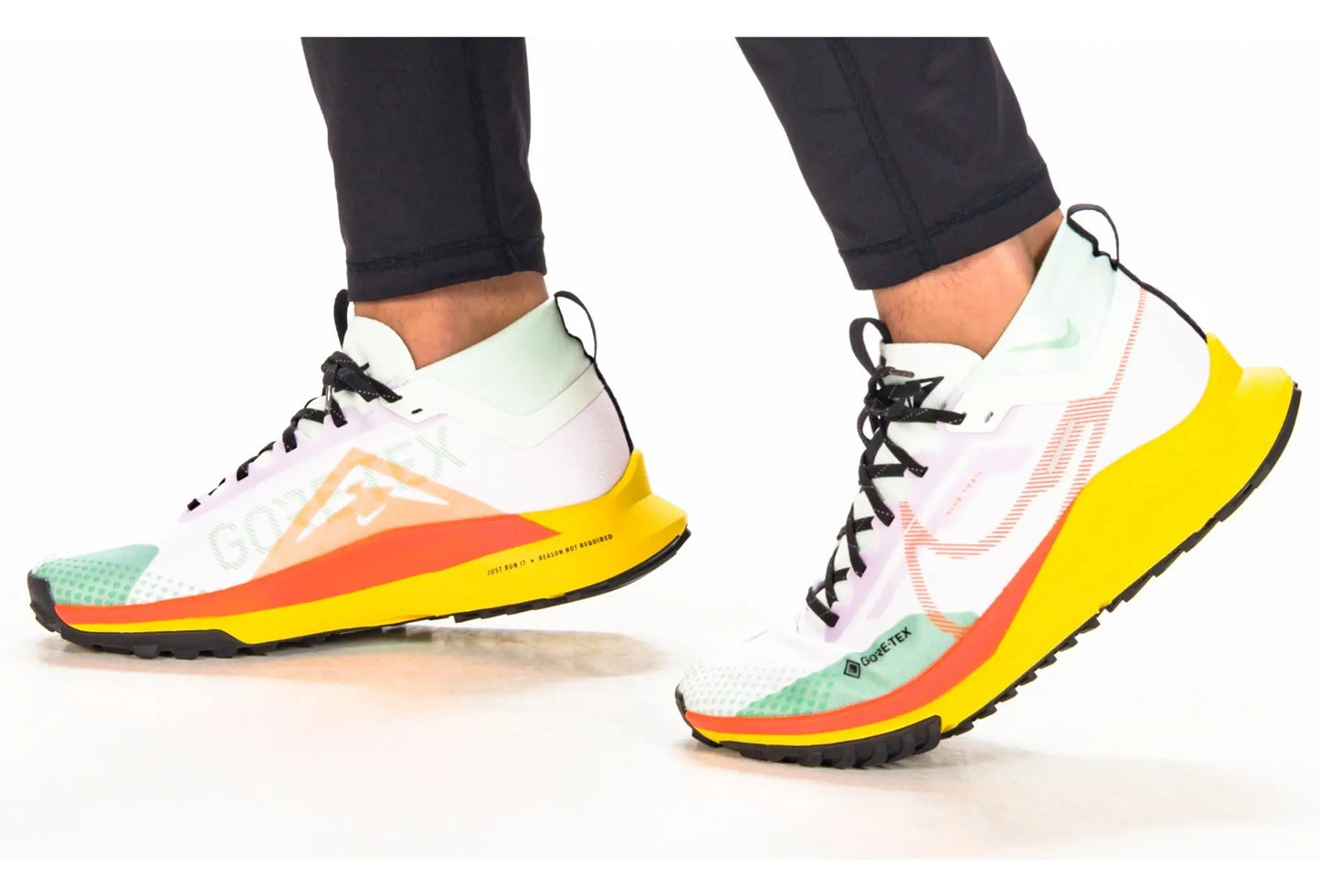 NIKE PEGASUS TRAIL 4 GORO-TEX