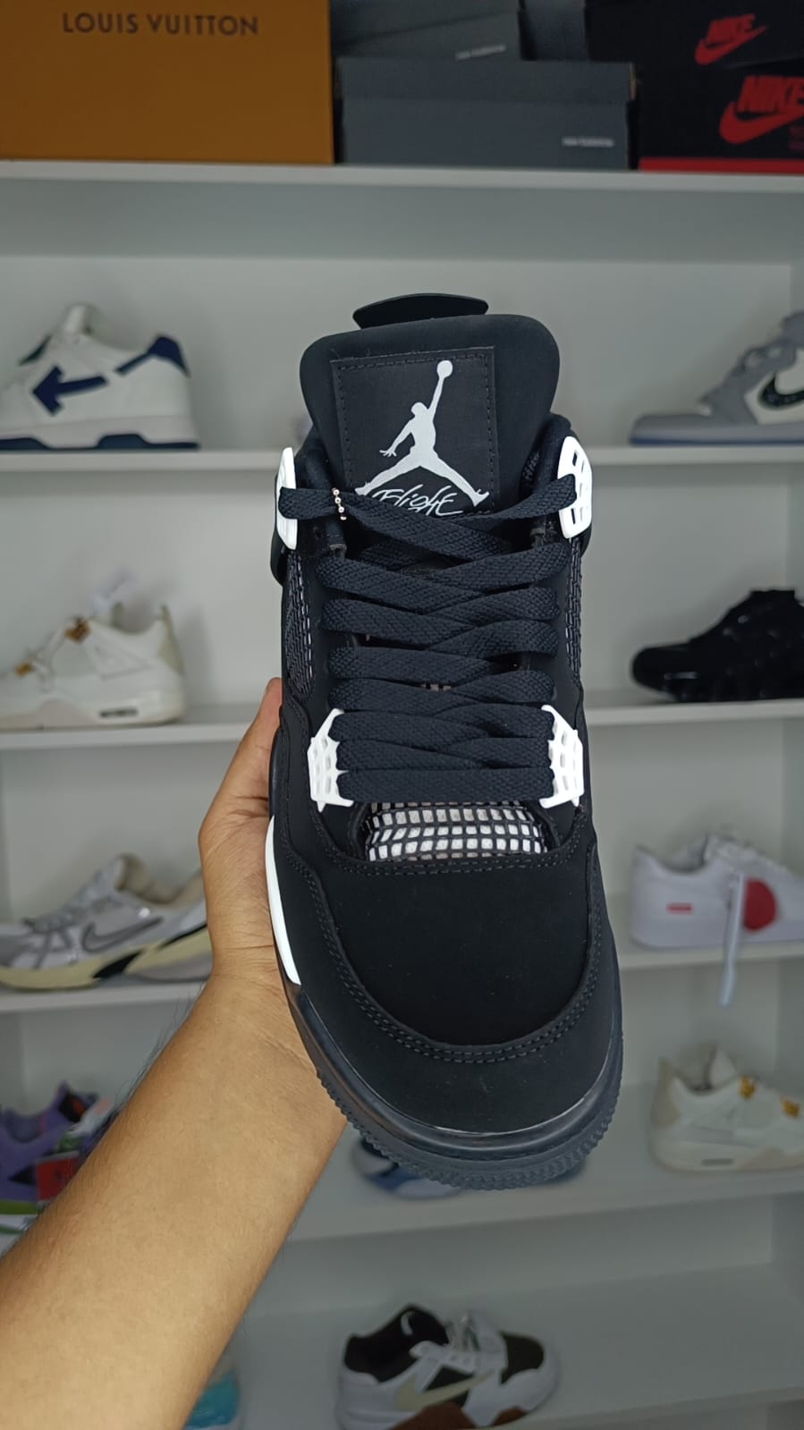 JORDAN 4 RETRO "WHITE THUNDER"