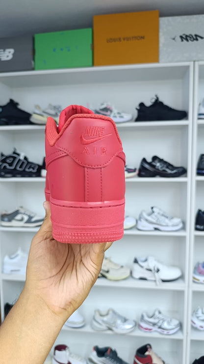 NIKE AIR FORCE 1 RED