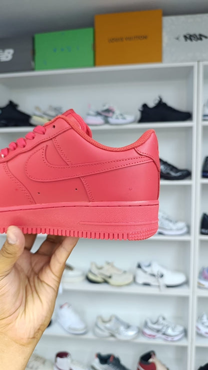 NIKE AIR FORCE 1 RED