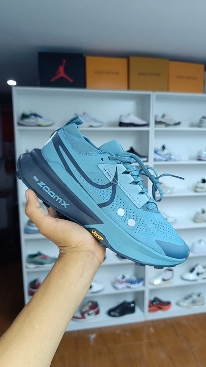 NIKE ZEGAMA 2 TRAIL 5