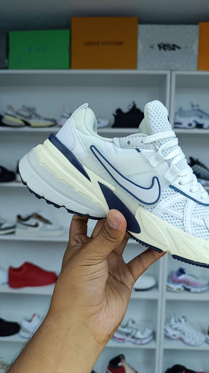 NIKE V2K RUN