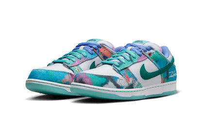 NIKE DUNK LOW "FUTURA"