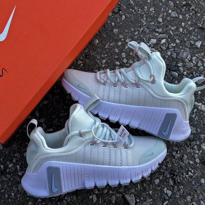 NIKE JOURNEY RUN