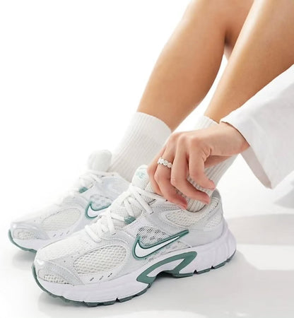NIKE V5 RNR