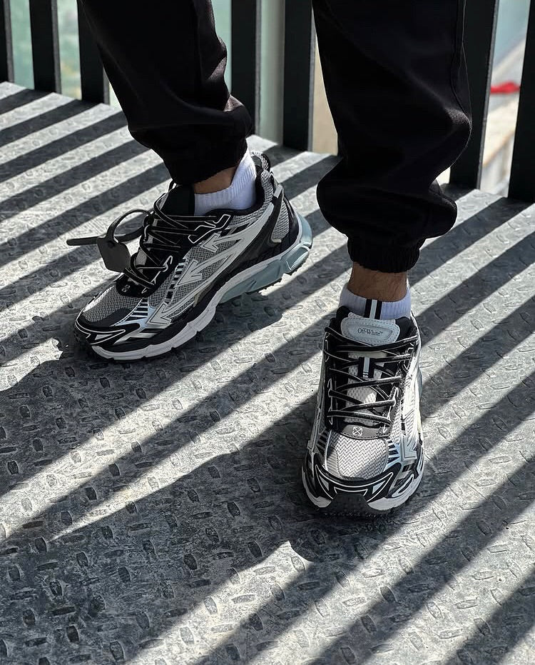 OFF WHITE "BE RIGHT BACK" PK