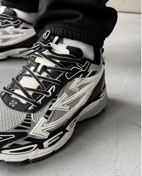 OFF WHITE "BE RIGHT BACK" PK