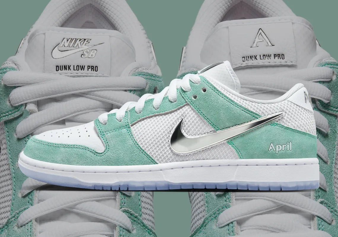 NIKE DUNK LOW "ABRIL"